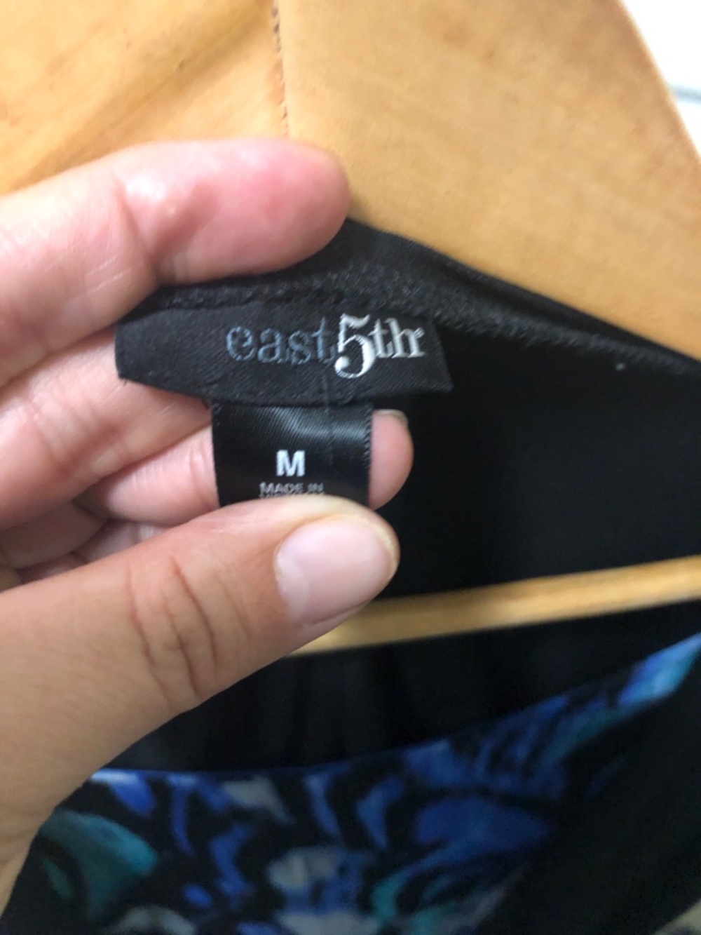 East 5th women dress size M - Picture 3 of 3